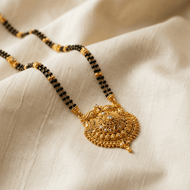 Traditional Maharashtrian Thushi